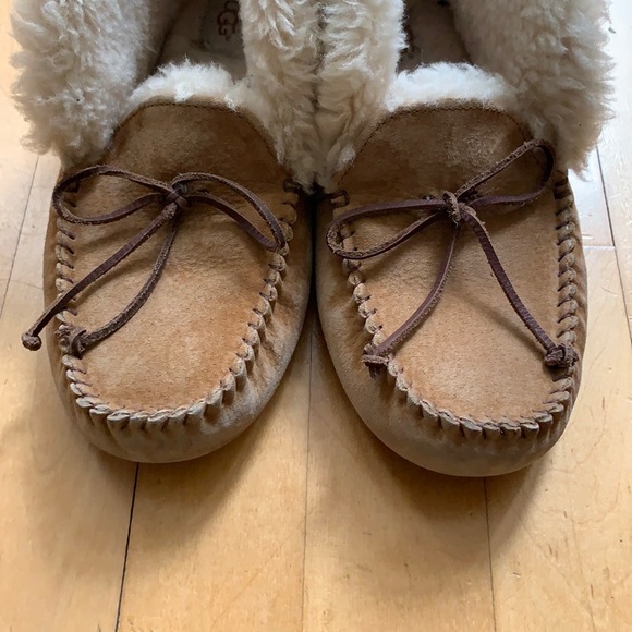 Ugg Moccasins - Picture 2 of 6